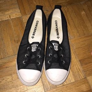 Converse slip on sneakers 🌗